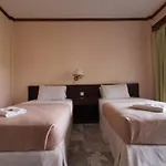 Oyo 89972 Borneo Paradise Beach Hotel